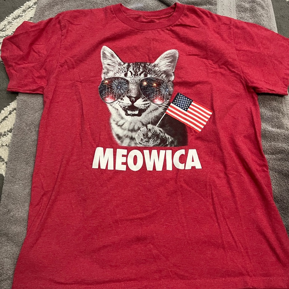 cat tshirt